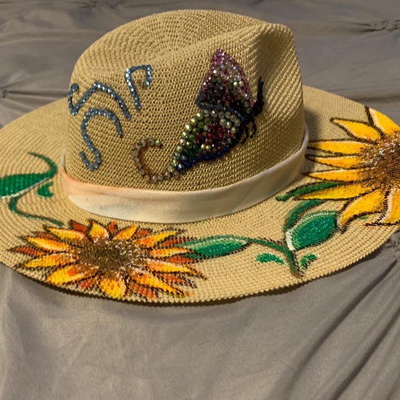 Custom summer hats - Picture 3 of 4
